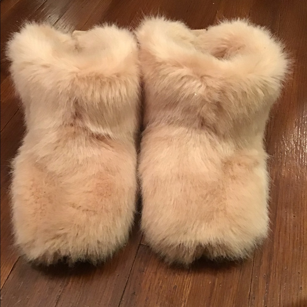 Ugg slippers